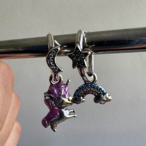 925 sterling Silver Unicorn & Rainbow Hoops - Picture 12 of 12
